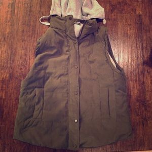 Army Green Vest, never worn